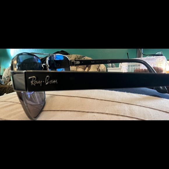 Authentic - Picture 5 of 8